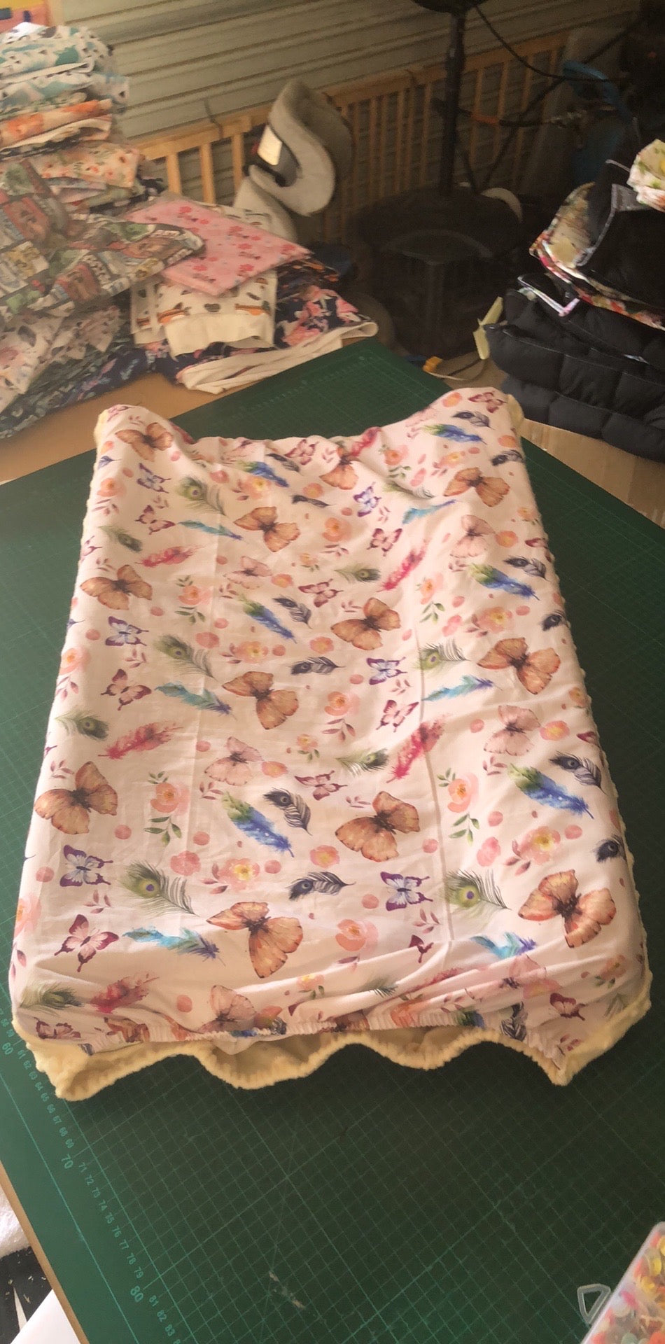 Change mat cover or bassinet sheet