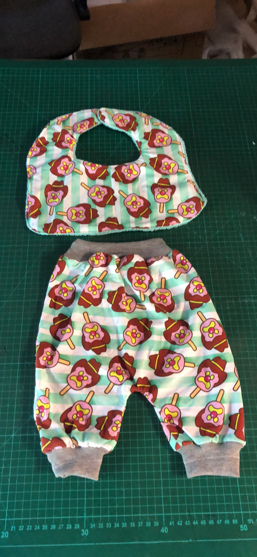 Nappy cover and bib