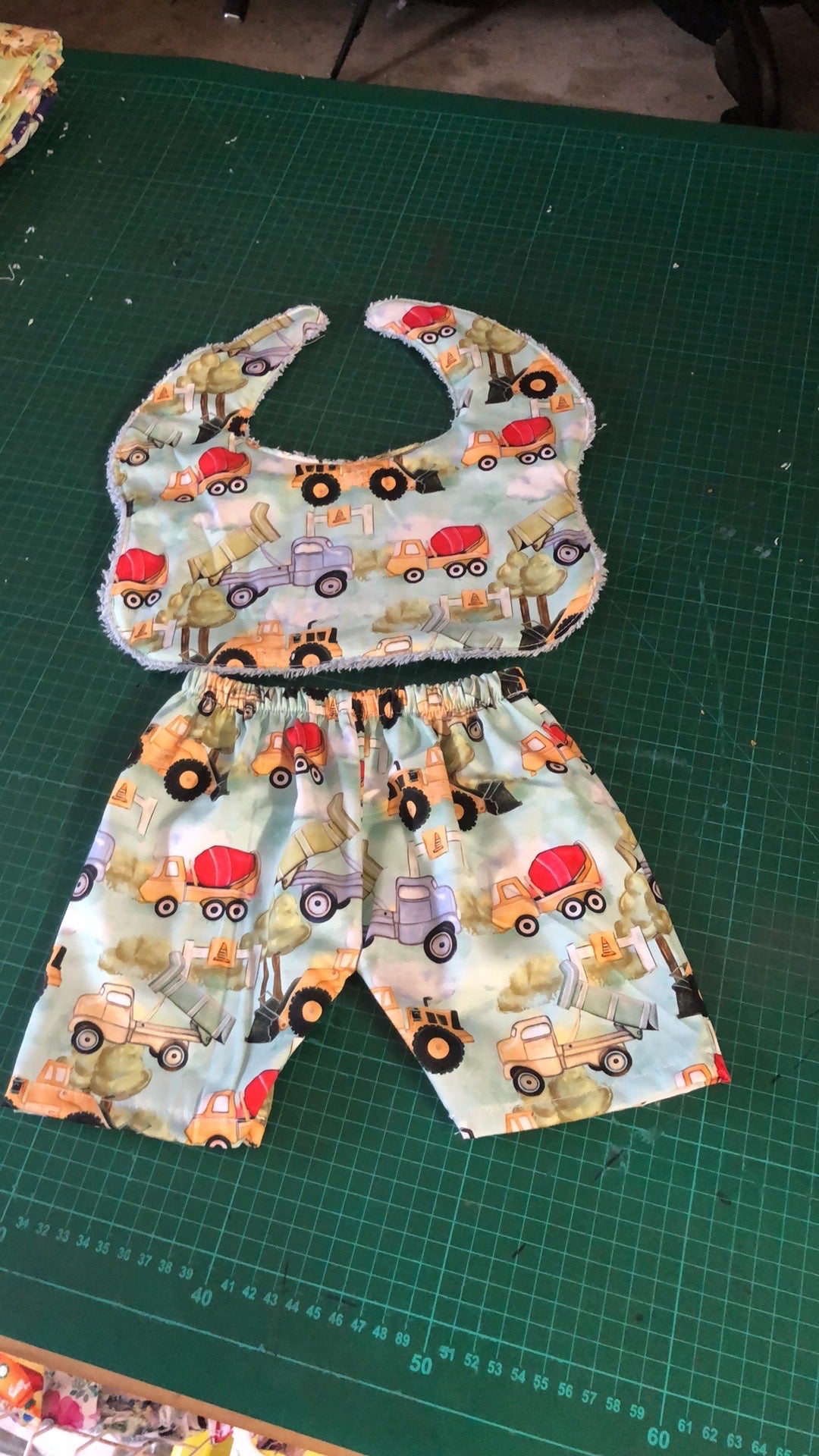 Nappy cover and bib